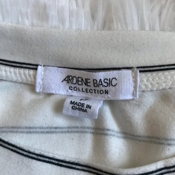 3 for 20$ // White Striped Sailor Style Top - Picture 3 of 4